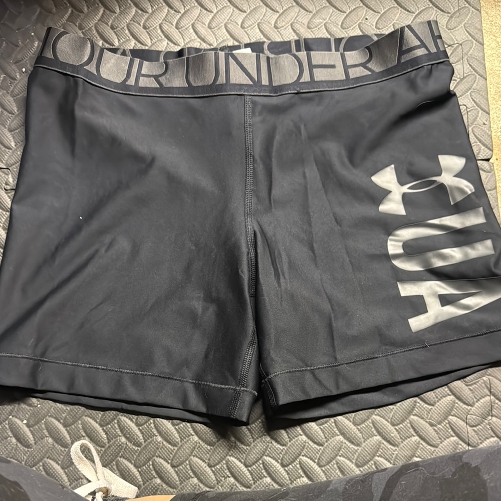 Under Armour Women's Compression Shorts